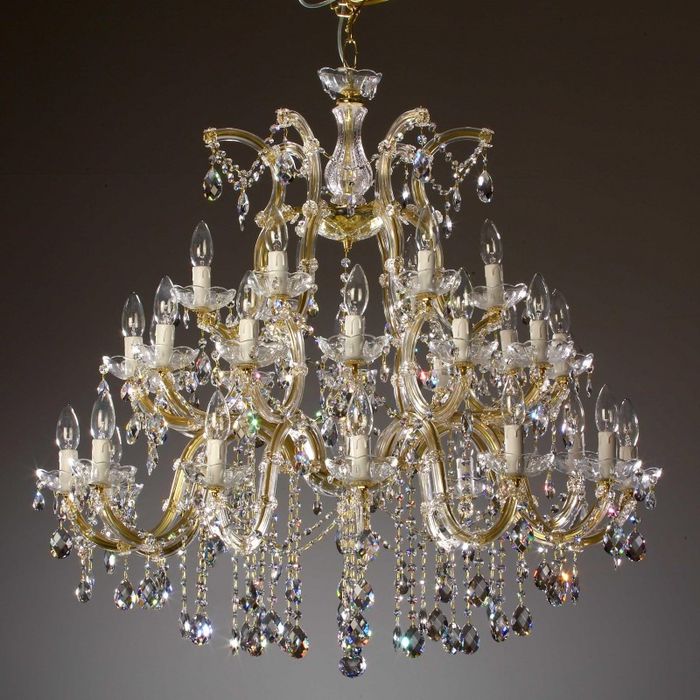 SWAROVSKI Kronleuchter 30 flammig
